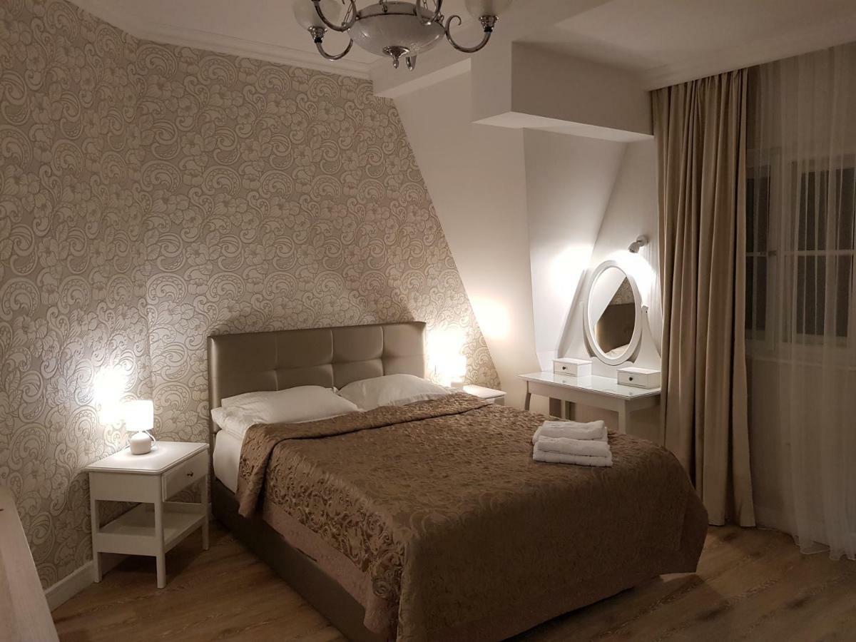 Appartement Apartman St. Vladimir Kirche à Mariánské Lázně Extérieur photo